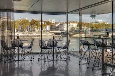 Emerald Waterways - Emerald Liberte - the terrace.jpg